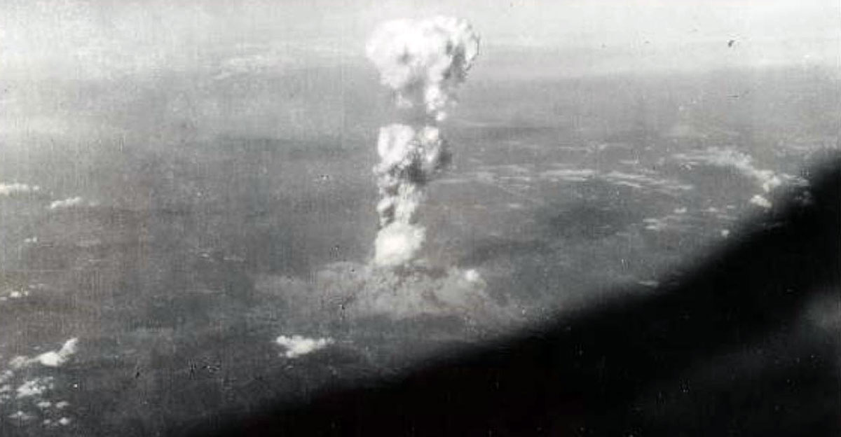 atomic bombing hiroshima