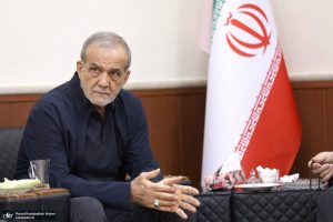 آقای پزشکیان! پاداش جام‌جهانی را برای ساختن ورزشگاه هزینه کنید