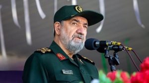 آیا محسن رضایی در شورایعالی امنیت ملی پروژه لاریجانی را ادامه خواهد داد یا...؟ / جامعه پیچیده ایران را درست و عمیق فهم کنید