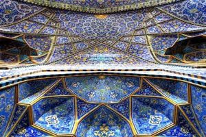 بزرگ‌ترین رویداد میدانی هنری کشور از فردا در شیراز شروع می شود