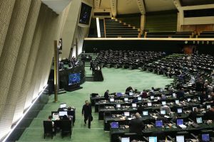 ترافیک طرح‌های جنجالی توسط نمایندگان حداقلی؛ پارلمانِ محدودیت ساز!
