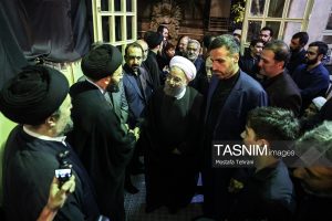 تصویری از حسن روحانی در کنار سید حسن خمینی/ خاتمی، کروبی و موسوی خوئینیها در یک قاب/ وزیر دادگستری هم بود+ عکس