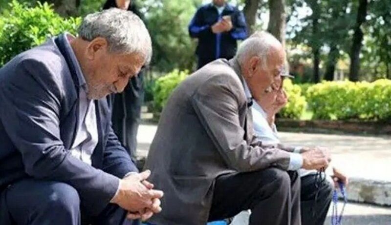 حقوق برخی بازنشستگان تامین اجتماعی واریز نشد/ ماجرا چیست؟