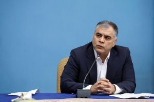 خبر مهم وزیر نفت از کشف میدان گازی جدید در کشور/درباره قیمت بنزین تصمیم نهایی نگرفتیم