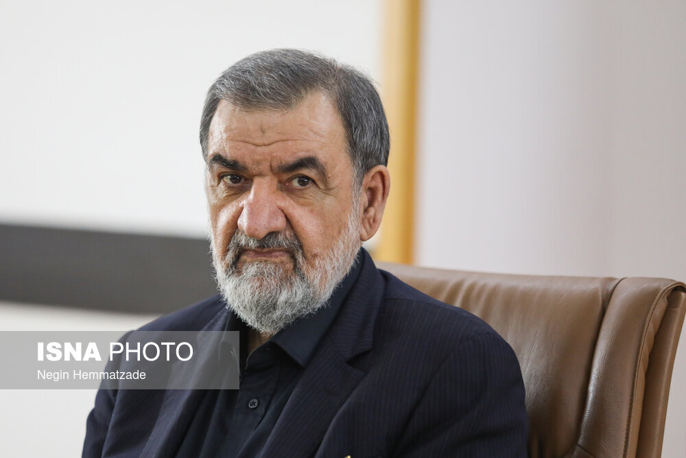 دبیر شورای عالی امنیت ملی: باید در رفتار دیپلماتیک ایران اصلاحاتی انجام شود/ تنگه هرمز باز نخواهد شد