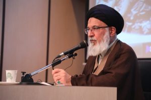 روایت محمدمهدی میرباقری از تعبیر «انسان دویست و پنجاه ساله» رهبر انقلاب/ گویا ائمه اطهار(ع) دویست و پنجاه سال مانند یک انسان زندگی میکنند