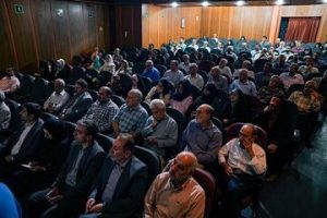 رونمایی از کتاب «تا بهمن سیگار نمی‌کشم»؛ روایت خاطرات یک آزاده قزوینی