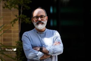 سینماگر ما حوزه نظری را قبول ندارد/ حوزه نظری با تحقیر به سینما نگاه می‌کند