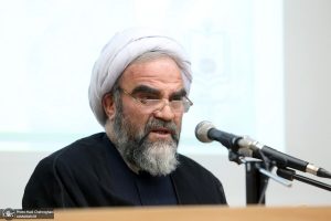 غرویان: برخی از حوزویان می‌گویند فضای علمیه حوزه‌های عراق و لبنان بازتر است