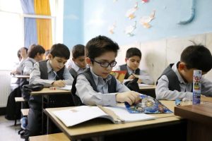 مدارس هیات امنایی در خواست پول از خانواده ها می‌کنند؟ / فقط تهران را مثال نزنید