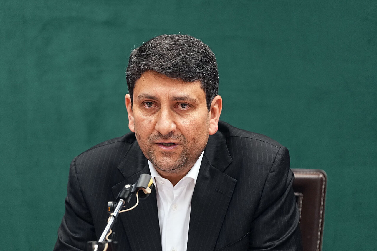 وزیر ارتباطات: دسترسی به اینترنت از حقوق مردم است