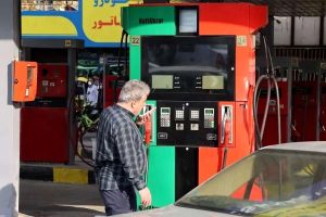 چرا مردم زبر ۱۰ لیتر سوخت‌گیری می‌کنند؟/ جایگاه‌داران: از این تاریخ مصرف بنزین کاهش پیدا می‌کند