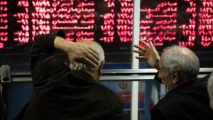 کل بازار سهام ایران به اندازه سود یکسال گوگل ارزش مدارد اما مسئولان از دستاوردهای بزرگ حرف می زنند