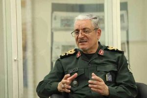 کپی برداری دشمن از برخی محصولات دفاعی ایران/ سردار طلائی نیک: اگر دشمن حماقت کند شگفتانه‌هایی برای آن‌ها داریم/ شگفتانه‌ها در میدان دیده خواهد