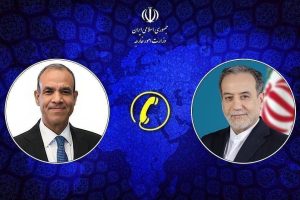 گفت‌وگوی تلفنی وزیران خارجه ایران و مصر درباره تحولات منطقه و تلاش‌های دیپلماتیک