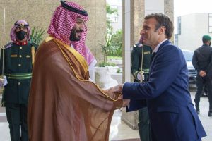 یک افسر گارد سلطنتی عربستان در قلب پاریس هدف سرقت مسلحانه قرار گرفت