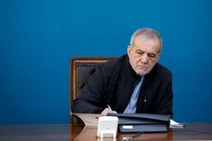 این روز گرامی، تنها بزرگداشت یک شاعر نیست/ پیام مسعود پزشکیان به مناسبت روز شعر و ادب فارسی