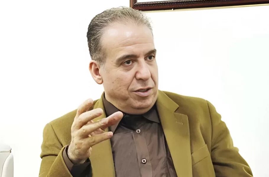 با این دستمزدها، کار کردن بی‌معناست /حریری: افزایش دو سه میلیون تومانی یعنی هیچ/ حداقل دستمزد، حداقل ۲۵ درصد افزایش یابد