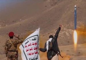 حملات موشکی و پهپادی یمن به عربستان/ سامانه ضد موشکی فرودگاه ابها،پایگاه ملک خالد و پالایشگاه نفت جیزان هدف گرفته شد/ارزش سهام آرامکو کاهش یافت