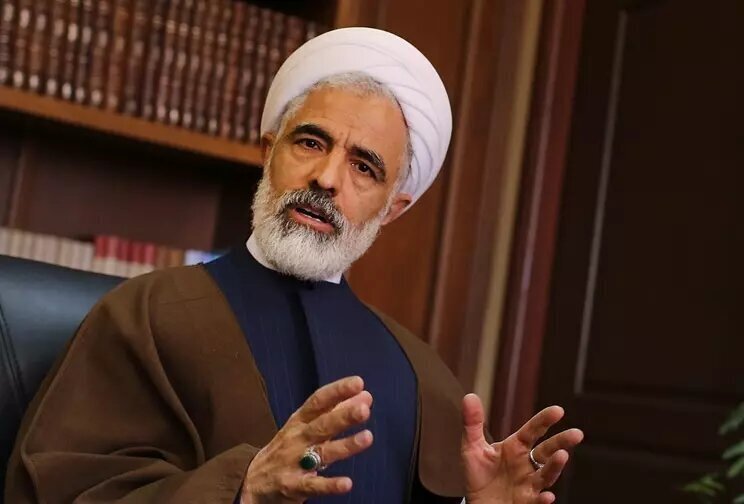 خاطرات هاشمی: مشاجره‌ آقای مجید انصاری در جلسه دیروز خبرگان، بر سر ادعای «دولت در دولت» بزرگنمایی شده