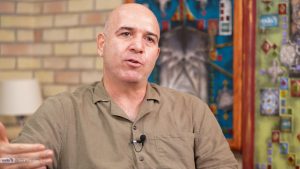 دولت این هفته از مداخله در بازار ارز خودداری کرد/سلطانی: تورم عمومی به بازار ارز رسید / دلار ۲۵۰ هزار تومانی تا قبل از عید دور از انتظار نیست