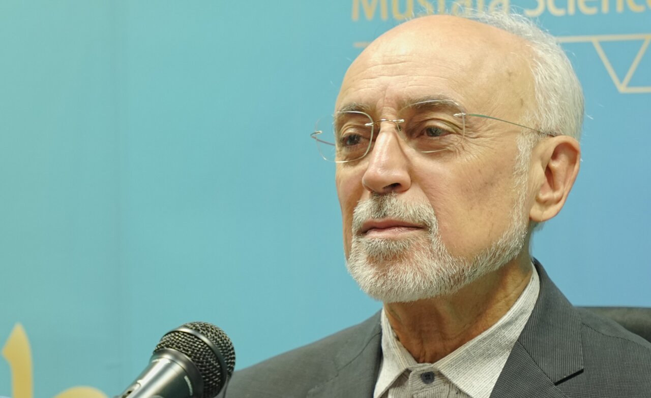 صالحی: در کنار شبکه دانشمندان، باید «شبکه جهانی بانیان علم» را شکل دهیم