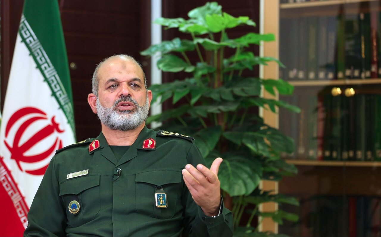 فرمانده کل سپاه: دشمن به دنبال ایجاد رعب و وحشت در میان غیرنظامیان بود/ خون شهدای مراسم عروسی گریبان عاملان و آمران این جنایت خواهد را خواهد گرفت