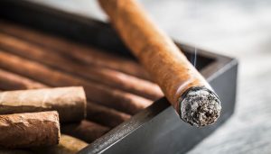 مالیات هر نخ سیگار ایرانی ۷۲ تومان/ مالیات سیگار و تنباکوی خارجی چقدر است؟