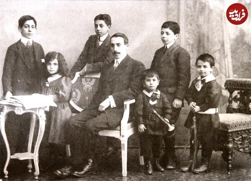 محمد مصدق در زمان تحصیل در نوشاتل سوئیس؛ سال ۱۲۸۹