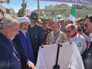 نمایشگاه «دیدار در قاب غیرت» روایت تصویری ایثار ۳هزار شهید قزوین برگزار شد
