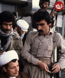 هاشمی رفسنجانی در کنار نیروهای مسلح کرد سال ۵۸ / عکس