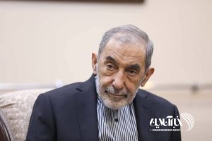 واکنش مشاور رهبرانقلاب به بسته شدن پروازهای نجف به ایران با کنایه تند به الزیدی: فرودگاهی که دروازه‌ی زیارت عاشقان امیرالمؤمنین(ع)بود، بسته شد + متن