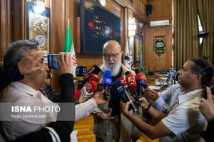 چمران: اگر ناصرالدین شاه زنده شود می‌گوید شمال تهران ۱۵ خرداد است/ حمل و نقل عمومی تهران رایگان می‌ماند؟